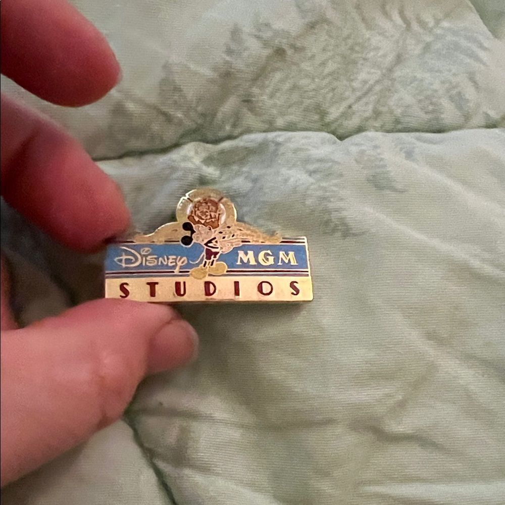Disney MGM Studios Gold and Blue Pin